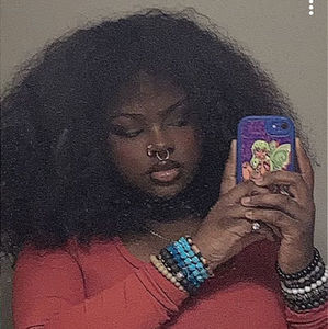 Meet your Posher, Keniya